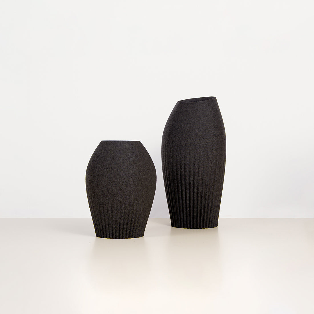 Sedona M+S vases · Black Woodendot