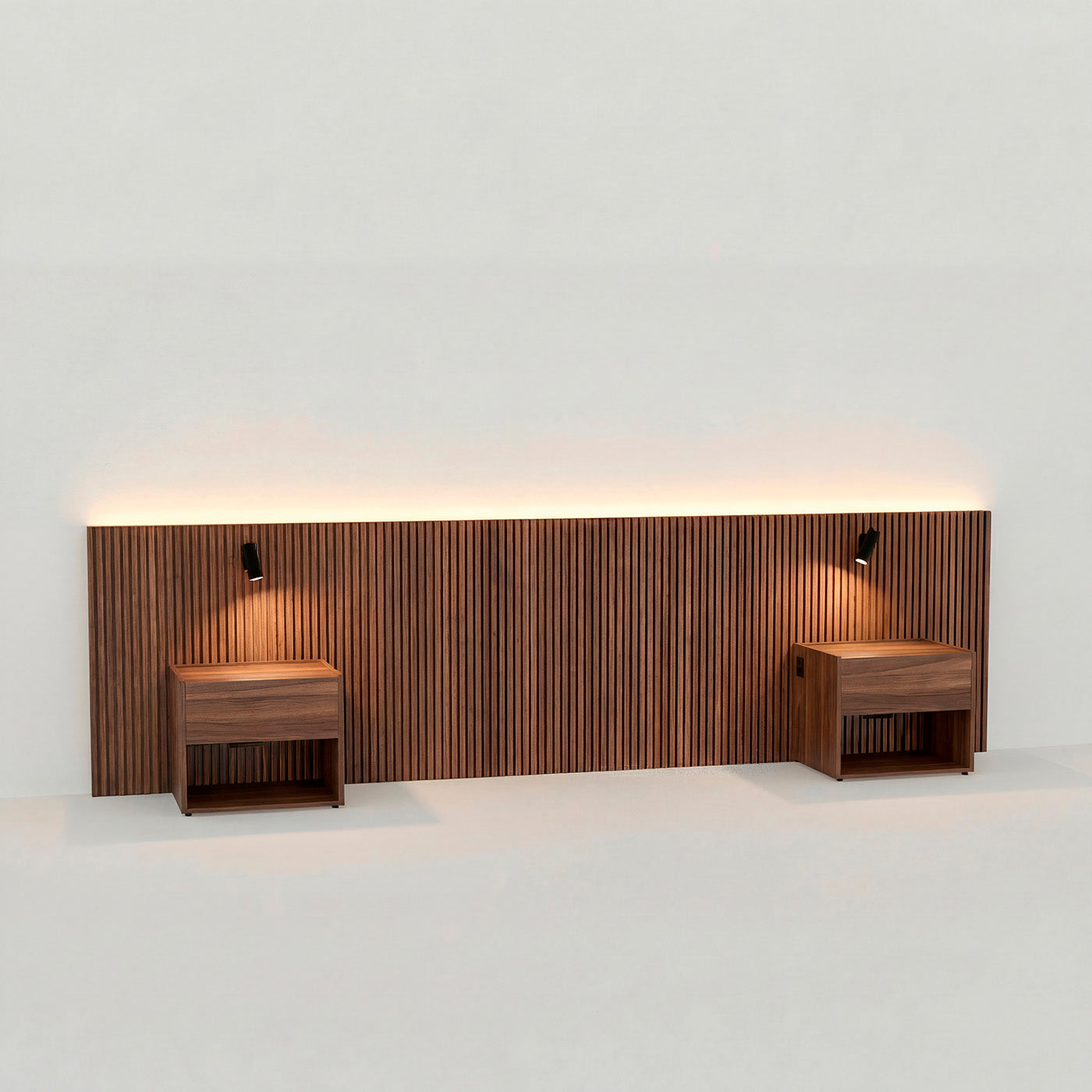 Stoa · Tête de lit avec chevets au sol en Noyer naturel - lit 200 cm