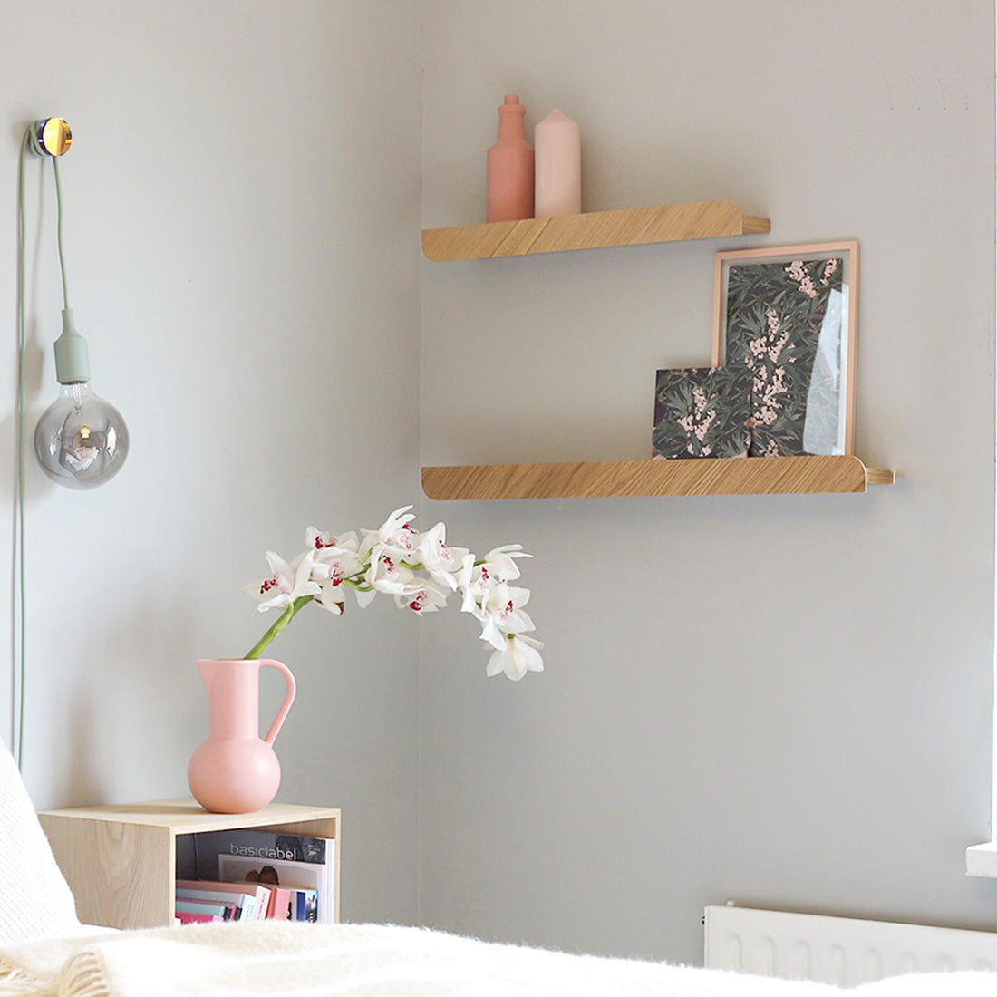 Medium Oak Floating Wall Shelf | Cielo · Woodendot